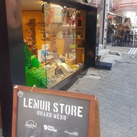 Foto scattata a Lemur Store da Yannick D. il 10/23/2019
