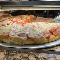 3/5/2021 tarihinde Terri N.ziyaretçi tarafından Pizza Park'de çekilen fotoğraf