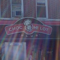 Foto tomada en Choc-Oh! Lot Plus  por Chris F. el 10/5/2012