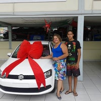 Photo taken at Auto Iguaçu Volkswagen by Angelica F. on 11/14/2013