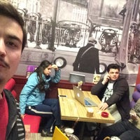 Photo taken at BOWTIE Papyon Cafe by Zafer A. on 1/25/2016