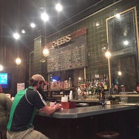 Photo prise au Jackson Brewery Bistro Bar par Jonathan W. le3/28/2017