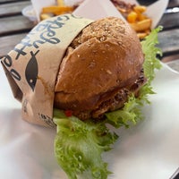 Photo taken at PaperButter and The Burger by Juzmin T. on 11/12/2022