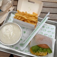 Photo taken at Shake Shack by Amy F. on 3/27/2024