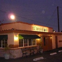 11/11/2013 tarihinde El Mexicali Cafeziyaretçi tarafından El Mexicali Cafe'de çekilen fotoğraf