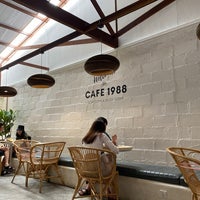 Photo taken at Cafe 1988 by เจอร์รี่ on 5/1/2021