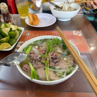 Photo taken at Phở 10 Lý Quốc Sư by เจอร์รี่ on 10/15/2023