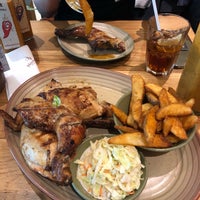 Photo taken at Nando&amp;#39;s by เจอร์รี่ on 1/4/2018