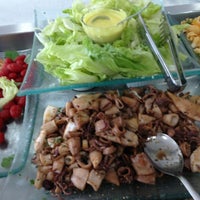1/30/2013 tarihinde Afonso R.ziyaretçi tarafından Luzita Gastronomia'de çekilen fotoğraf