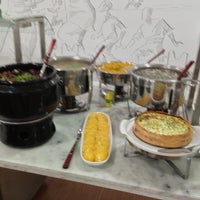 1/30/2013 tarihinde Afonso R.ziyaretçi tarafından Luzita Gastronomia'de çekilen fotoğraf