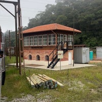 Photo taken at Estação Paranapiacaba (Expresso Turístico) by juça Bala on 3/18/2023