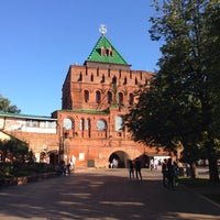 รูปภาพถ่ายที่ Nizhny Novgorod Kremlin โดย Elena D. เมื่อ 8/27/2016