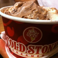 Photo taken at Cold Stone Creamery by Vaquita M. on 10/5/2012