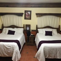 Das Foto wurde bei Hotel Misión Colonial San Cristóbal von Tulio O. am 7/24/2017 aufgenommen
