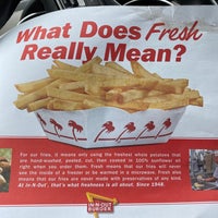 Photo taken at In-N-Out Burger by DV G. on 3/25/2021