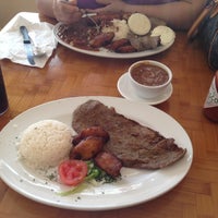 4/2/2014 tarihinde FoodGuy C.ziyaretçi tarafından El Patio Colombian Restaurant'de çekilen fotoğraf