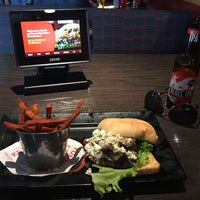 Photo taken at Red Robin Gourmet Burgers and Brews by Percy H. on 7/3/2017