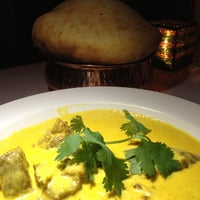 Foto scattata a Banjara Indian Restaurant da Kirsten P. il 10/21/2012