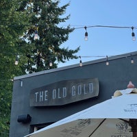 Photo taken at The Old Gold by Juan F. on 7/26/2021
