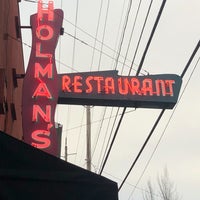Photo taken at Holman&amp;#39;s Restaurant by Juan F. on 11/17/2019