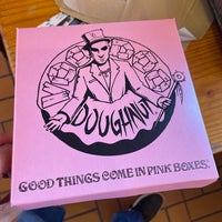 Photo taken at Voodoo Doughnut Too by Juan F. on 7/27/2023