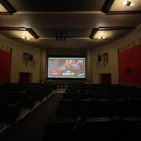 รูปภาพถ่ายที่ Kiggins Theatre โดย Juan F. เมื่อ 2/2/2022