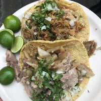 Photo taken at Tacos y Etiqueta by Ü S. on 12/18/2018