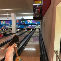Photo taken at Villa Bowling by Juliano D. on 5/13/2017