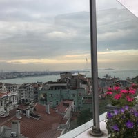 Photo taken at 5. Kat by Nilgün D. on 5/22/2017
