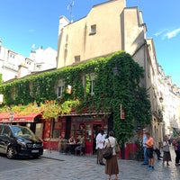 Photo taken at Rue des Rosiers by Aet S. on 5/11/2022