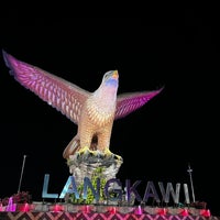 Photo taken at Eagle Square (Dataran Lang) by Mukhliz Z. on 1/5/2024