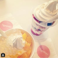 Foto diambil di Ayomo Frozen Yogurt oleh Ayomo pada 11/20/2013