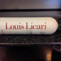 Foto tirada no(a) Louis Licari Salon por Corinne P. em 2/11/2015