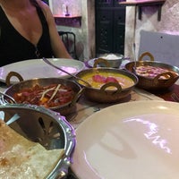 Foto scattata a INCREDIBLE INDIA , Indian Cuisine da Cenk G. il 6/22/2017