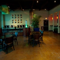 2/27/2013 tarihinde Crowne Plaza Tampa Westshoreziyaretçi tarafından Mojito Restaurant &amp;amp; Lounge'de çekilen fotoğraf