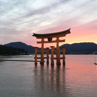 Photo taken at Itsukushima Shrine by Mohammad on 4/12/2017