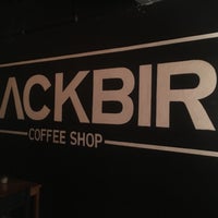 Foto tirada no(a) Blackbird Coffee Shop por Arturo F. em 2/10/2018