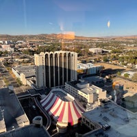 10/16/2022 tarihinde Polly V.ziyaretçi tarafından Silver Legacy Resort Casino'de çekilen fotoğraf