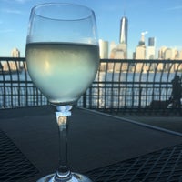 Photo taken at Henry&amp;#39;s On The Hudson by Anne-Mai Y. on 7/26/2016