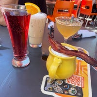 Photo taken at Snooze, an AM Eatery by Andi R. on 5/30/2021
