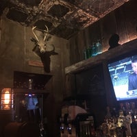 6/4/2017 tarihinde Shannon S.ziyaretçi tarafından Maggie Mae&amp;#39;s Bar'de çekilen fotoğraf
