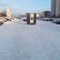 Photo taken at паркинг напротив тарелки by Vladimir I. on 1/14/2019