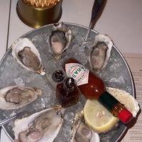 Photo taken at The MAINE Oyster Bar &amp;amp; Grill by Ab .. on 6/26/2023