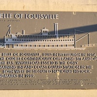 รูปภาพถ่ายที่ Belle of Louisville โดย Robert P. เมื่อ 4/14/2021