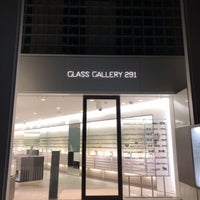 Photo taken at GLASS GALLERY 291 by 佐久間 真. on 10/31/2018