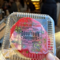 Photo taken at Good Town Doughnuts by いぬマン on 2/18/2023