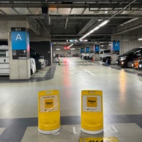 Photo taken at Akihabara UDX Parking by いぬマン on 3/23/2024