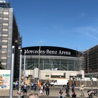 Photo taken at Schiffsanlegestelle Mercedes-Benz Arena by Basti on 5/20/2018