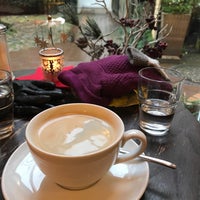 Photo taken at Alte Kaffee-Rösterei by Sillern on 12/20/2017