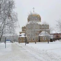 Photo taken at Храм в честь священномученика Ермогена by Antonio B. on 12/12/2021